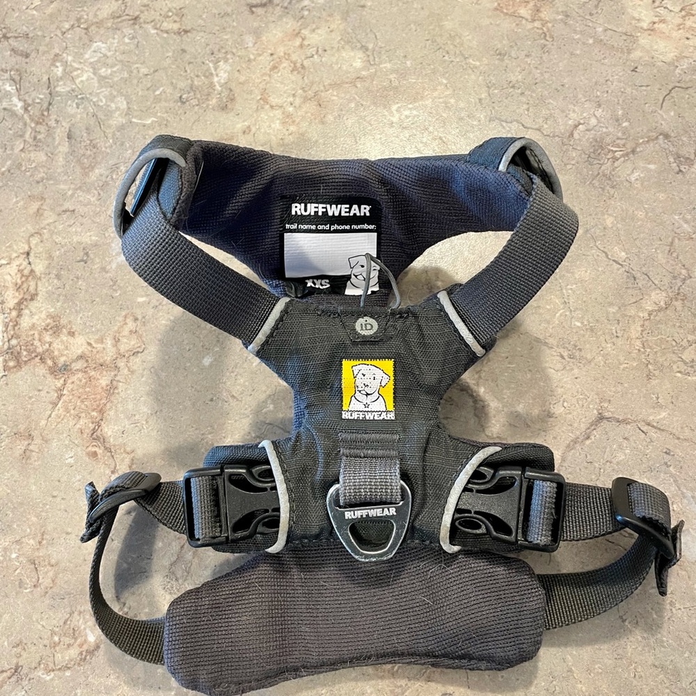 RuffWear Front Range Harness XXS.